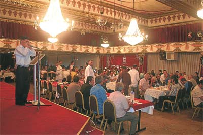 Beyoğlu'nda 'ötekiler'in iftarı