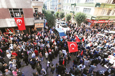 Eyüp, annesinden istediği kazağı göremedi