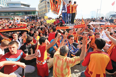 'Kimse Galatasaray'ı taca atamaz'