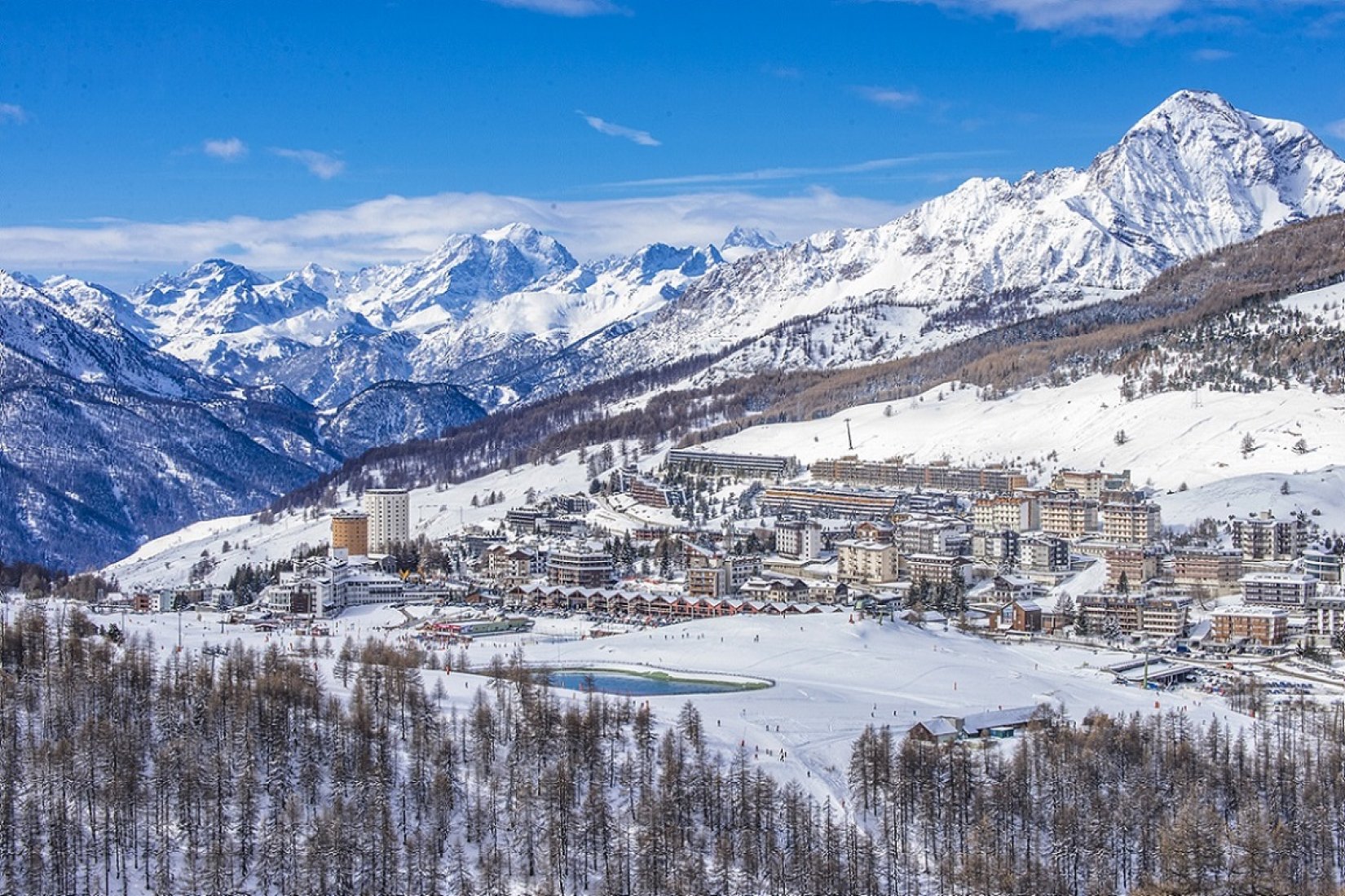 Olimpiyat Köyü’nde bol kar keyfi