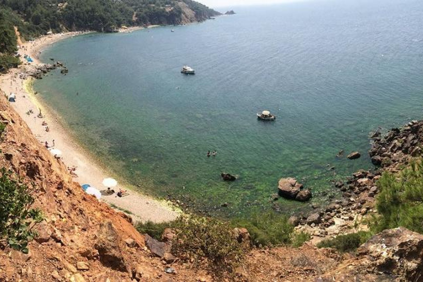 Dalgalara karşı Burgaz’dan Heybeli’ye...