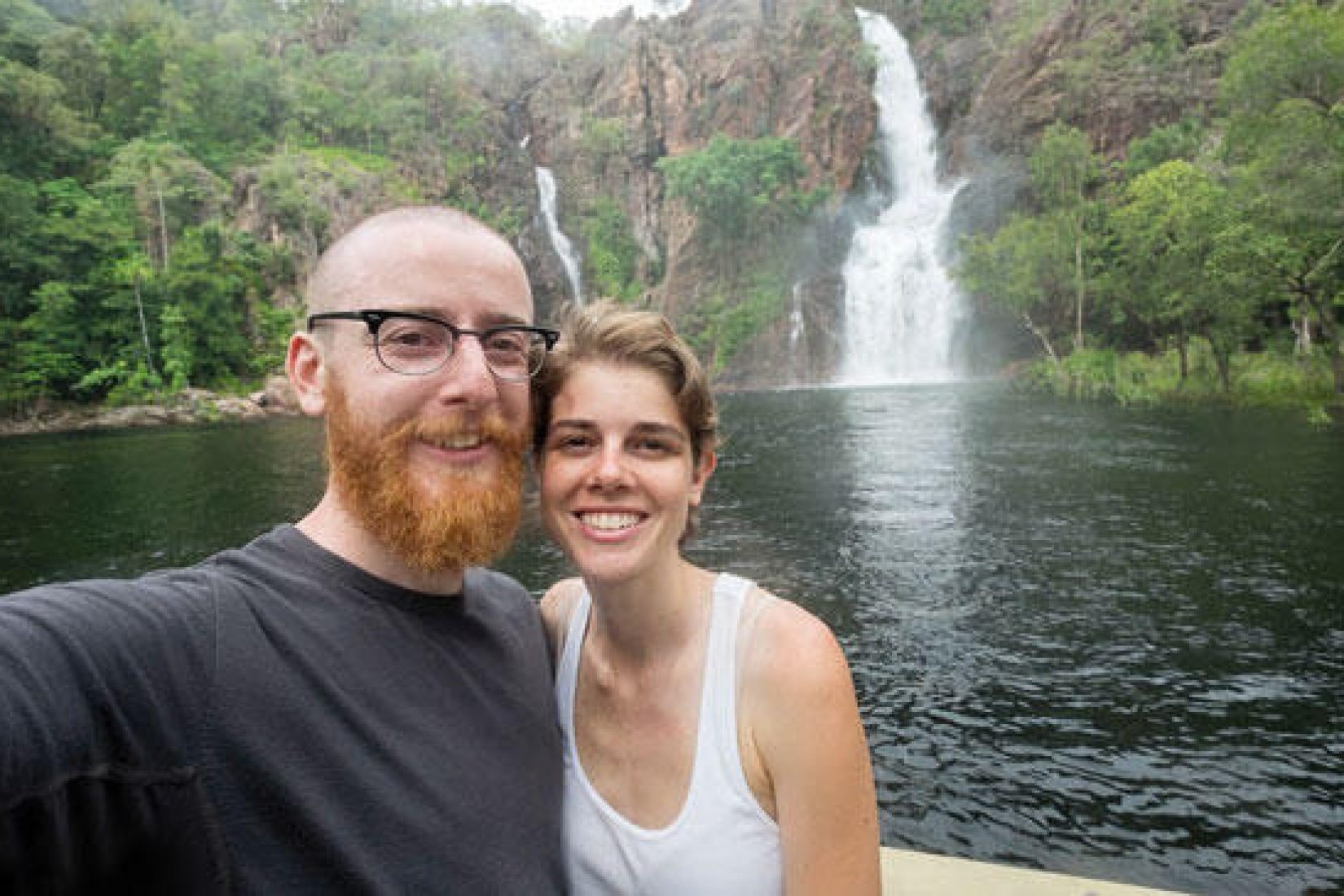 Düğün parasıyla dünya turuna çıktılar